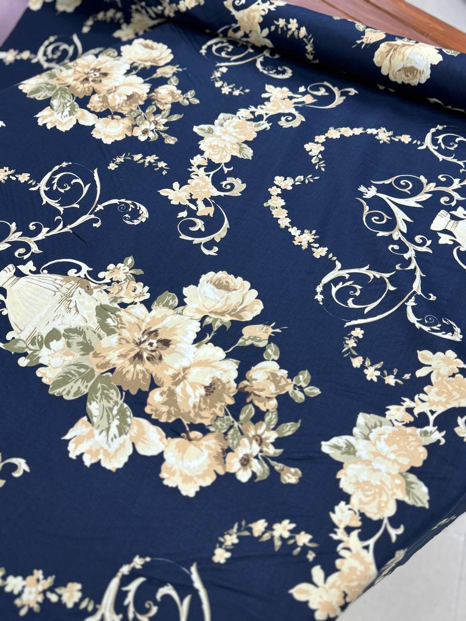 پارچه ملحفه ای طرح جام سرمه ای از برند فیلور بدون پلی استر