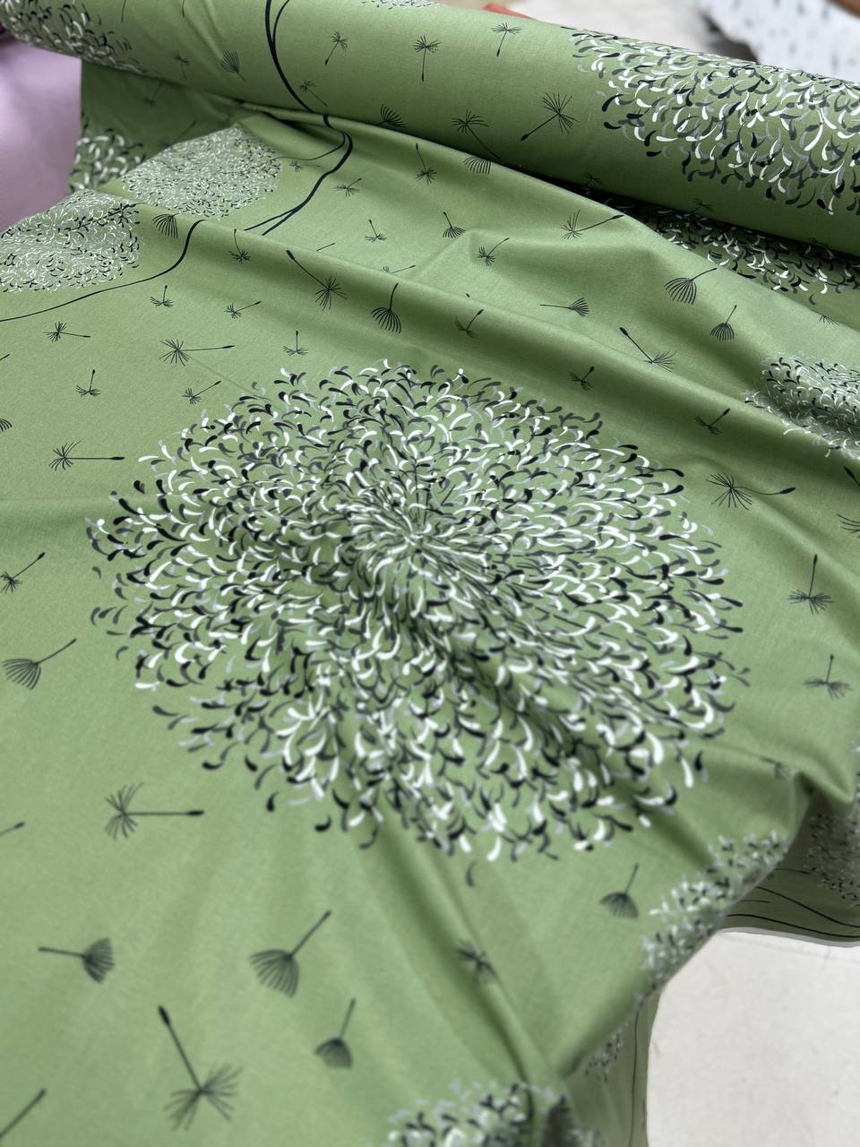 پارچه ملحفه ای طرح قاصدک سبز از برند فیلور نخ پنبه ۱۰۰٪